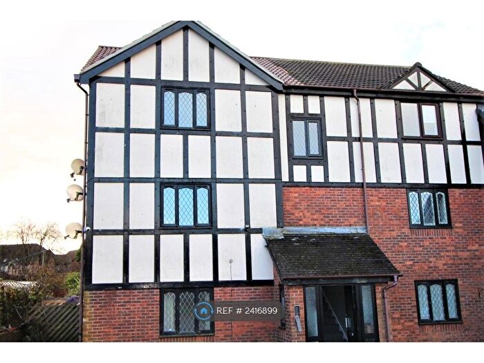 1 Bedroom Flat To Rent In Fforestfach, Swansea, SA5