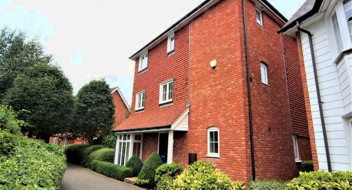 4 Bedroom Detached House To Rent In Ames Way, Kings Hill, ME19