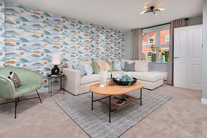 3 Bedroom Terraced House For Sale In Periwinkle Close, Ipswich, IP1