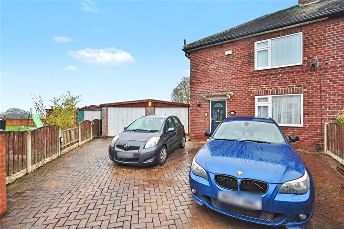 3 Bedroom Semi Detached House For Sale In Barrowby Crescent, Leeds, LS15