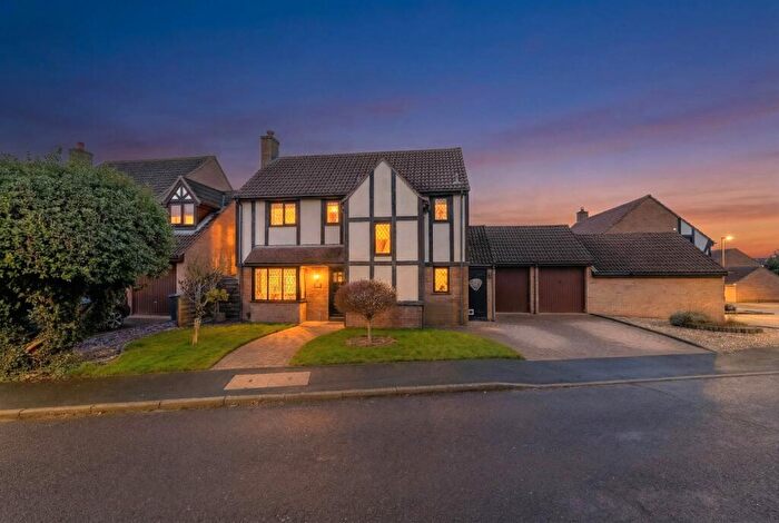 3 Bedroom Detached House For Sale In Ribble Close, St. Ives, Cambridgeshire, PE27