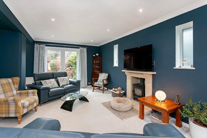 4 Bedroom Detached House For Sale In Barrack Hill, Hythe, CT21