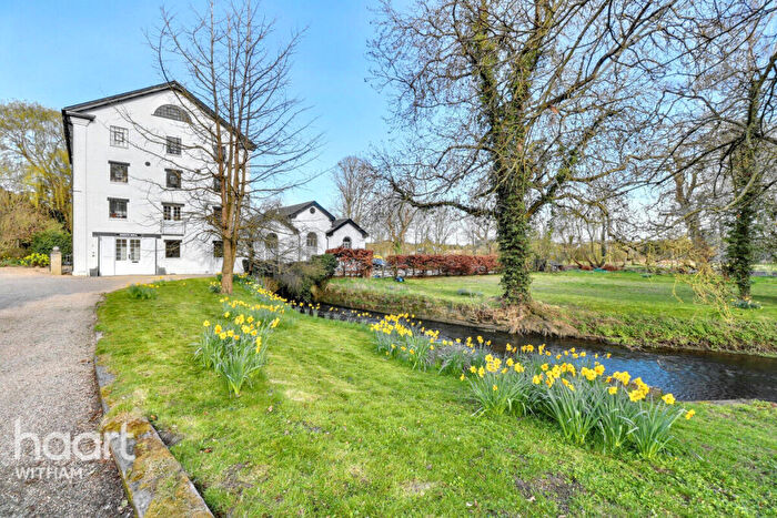 3 Bedroom Apartment For Sale In Greys Mill, Maldon Road, Kelvedon, CO5