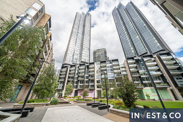 3 Bedroom Apartment For Sale In City Road, EC1V