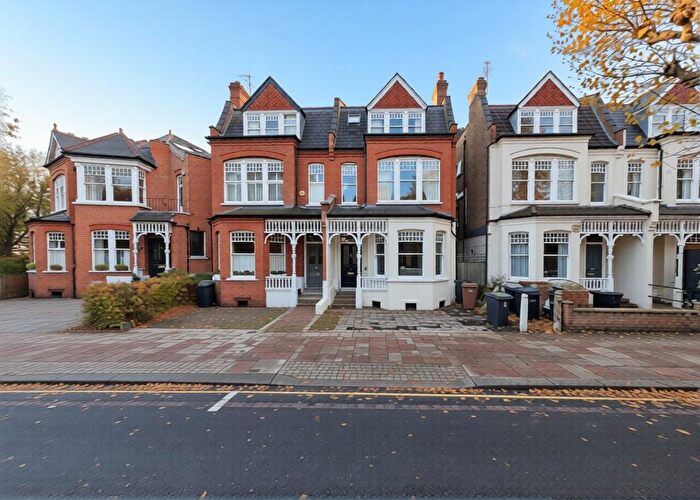 Studio To Rent In Kings Avenue, Muswell Hill, N10