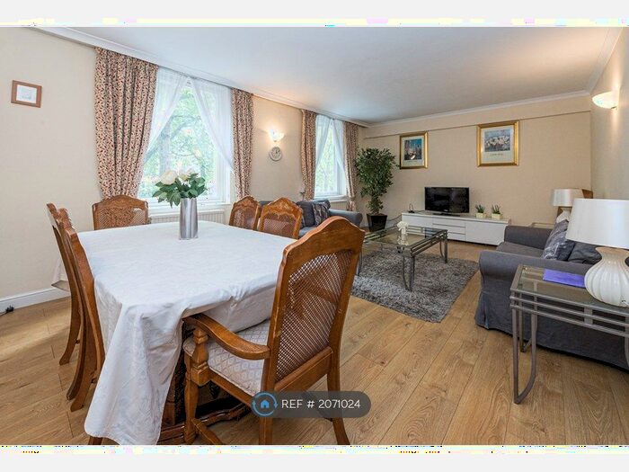 2 Bedroom Flat To Rent In Kings House, London, W1D