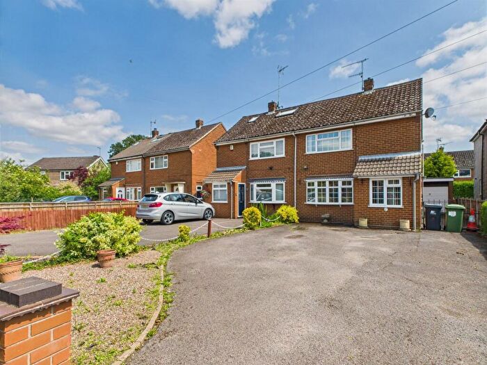 3 Bedroom Semi-Detached House For Sale In New Zealand Lane, Duffield, Belper, Derbyshire, DE56