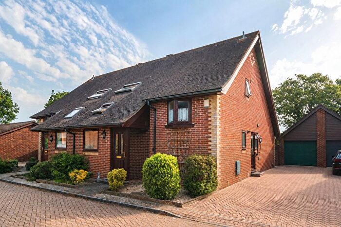 3 Bedroom Semi-Detached House For Sale In Charnock Close, Hordle, Lymington, SO41