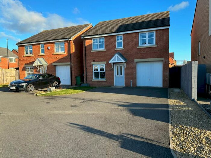 4 Bedroom Detached House To Rent In Eastgate, Fencehouses, DH4