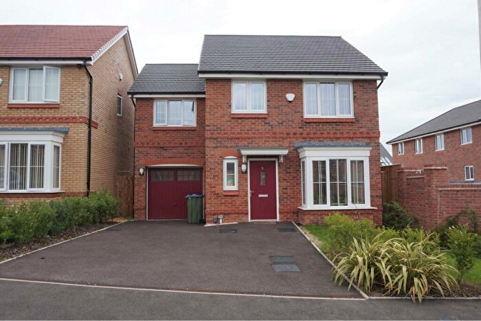 4 Bedroom Detached House To Rent In Hidden Lock, Smethwick, B66