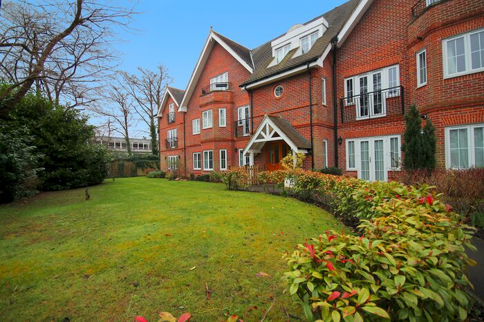 2 Bedroom Flat To Rent In Reigate Road, Reigate, RH2