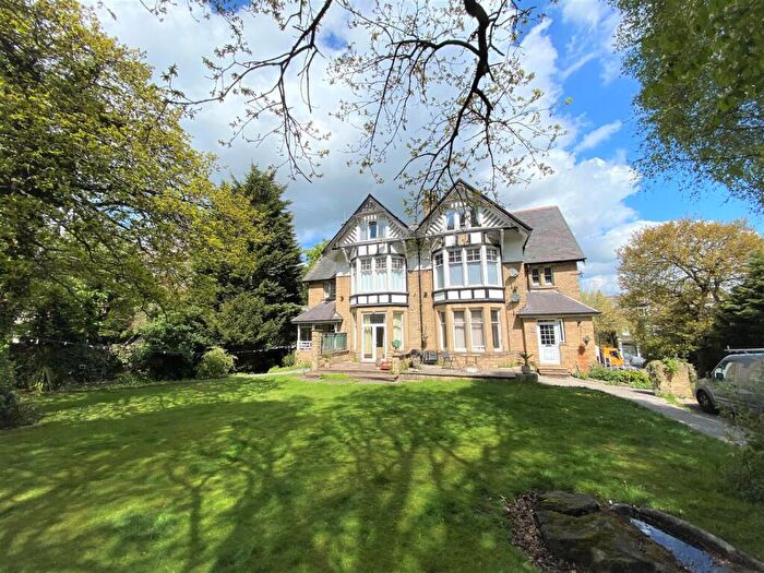 1 Bedroom Flat To Rent In Bingley Road, Shipley, BD18