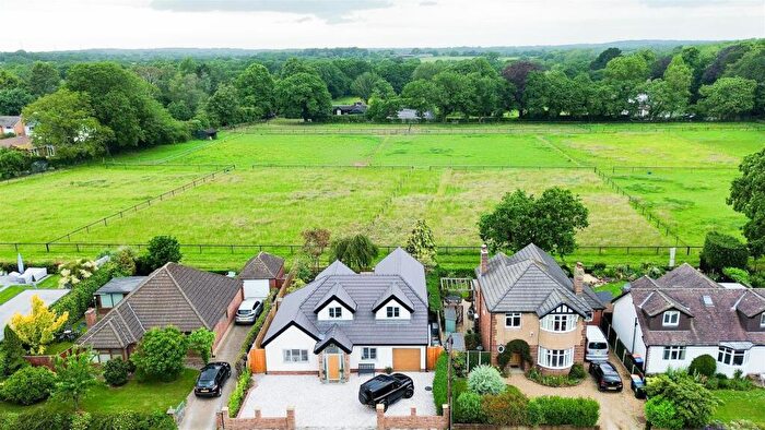 3 Bedroom Detached House For Sale In Field Hey Lane, Willaston, Neston, Cheshire, CH64