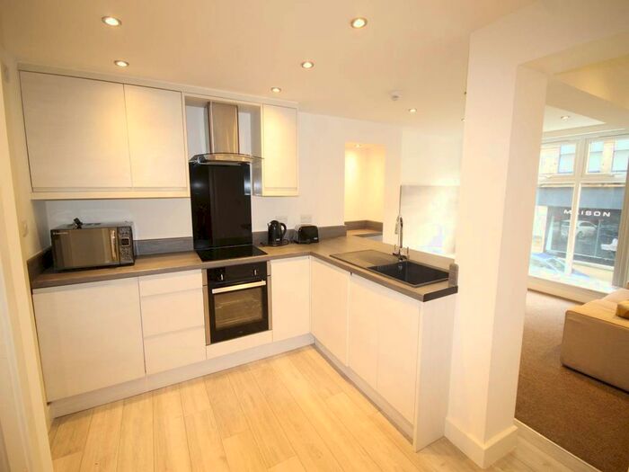 1 Bedroom Flat To Rent In Sunbridge House, Kirkgate, Bradford, BD1