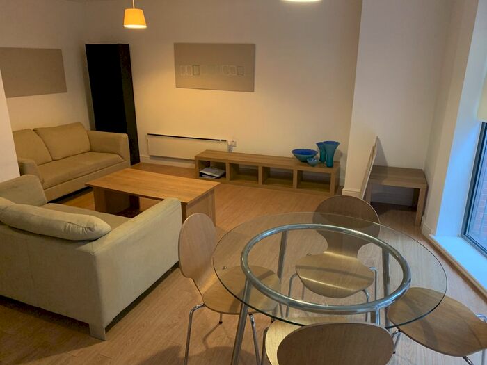 2 Bedroom Flat To Rent In Barton Street, Manchester, Lancashire, M3