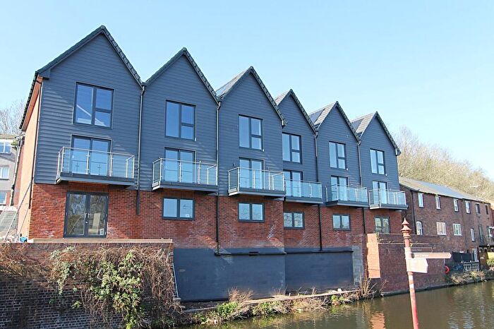 3 Bedroom End Of Terrace House For Sale In Park Lane, Kidderminster, DY11