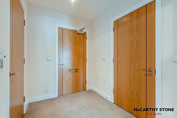 1 Bedroom Apartment For Sale In Viewpoint, Harbour Road, Gosport, PO12