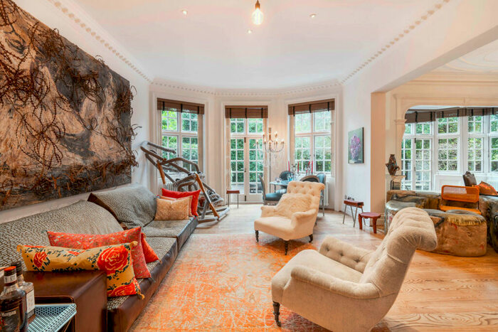 6 Bedroom Detached House For Sale In Wadham Gardens, London, NW3