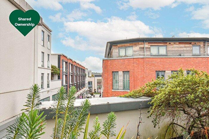 1 Bedroom Apartment For Sale In Park Way, Newbury, Berkshire, RG14