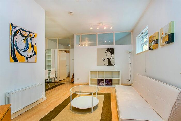 1 Bedroom Property To Rent In Sheen Lane, East Sheen, SW14