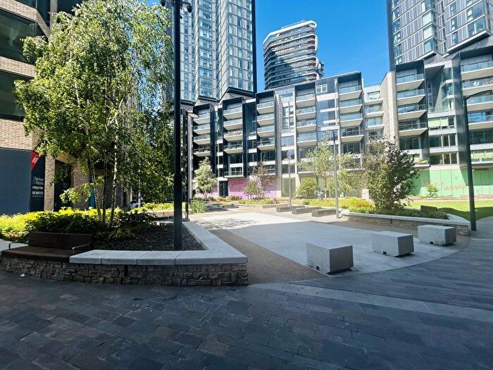 2 Bedroom Flat To Rent In Old Street, Old Street, EC1V