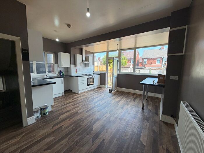 3 Bedroom Terraced House To Rent In Albert Street, Barnsley, S72