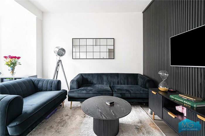 1 Bedroom Apartment For Sale In Holly Park Road, Friern Barnet, London, N11