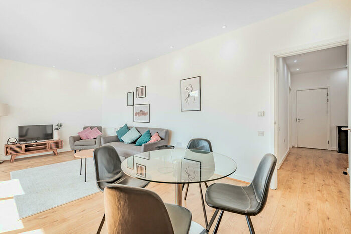 2 Bedroom Flat To Rent In Lilian Baylis Old School, SE11