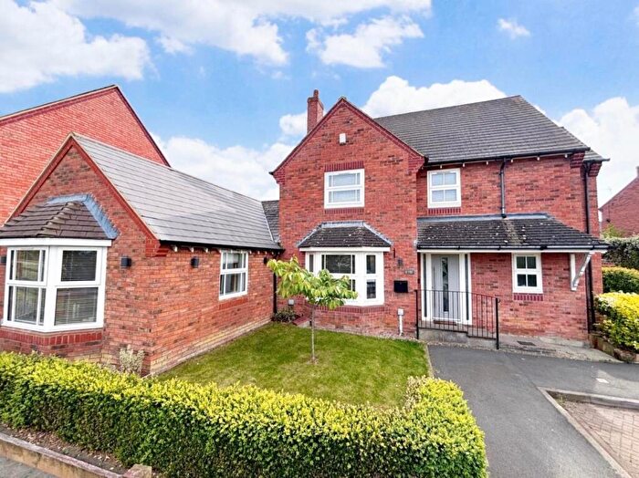 5 Bedroom Detached House For Sale In Cukow Close, Mawsley, Northamptonshire, NN14
