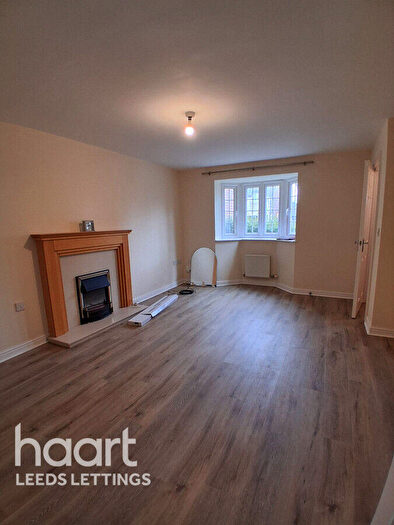 3 Bedroom Terraced House To Rent In Brandon Close, Leeds, LS17