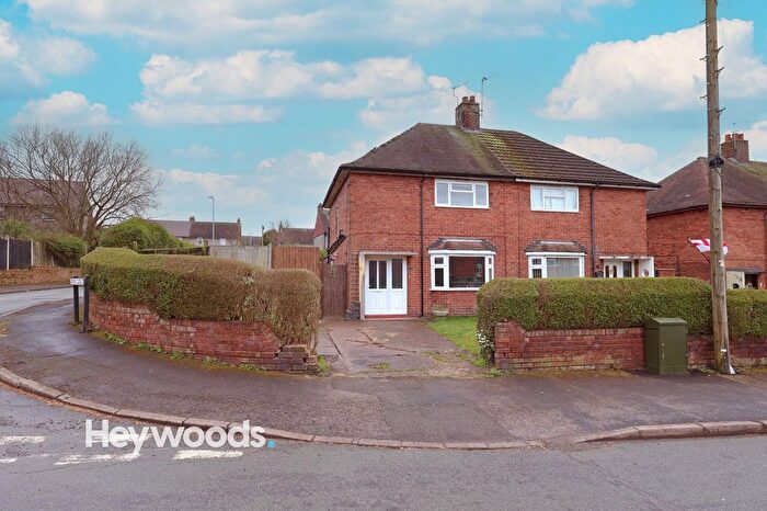 3 Bedroom Semi Detached House For Sale In Vernon Avenue, Audley, Stoke On Trent, ST7