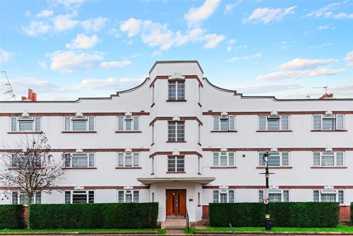 2 Bedroom Flat To Rent In Bushey Road, Raynes Park, SW20