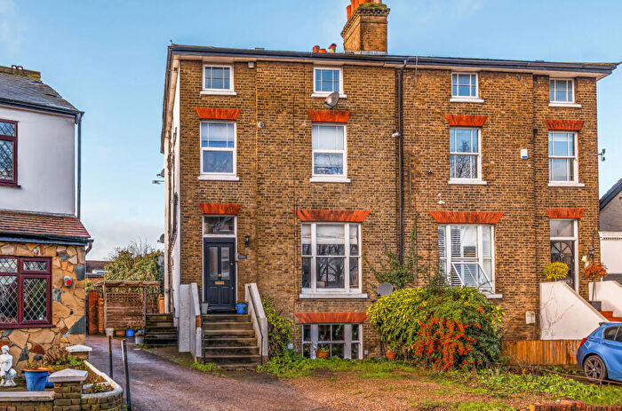 1 Bedroom Apartment For Sale In Green Lane, Chislehurst, Kent, BR7
