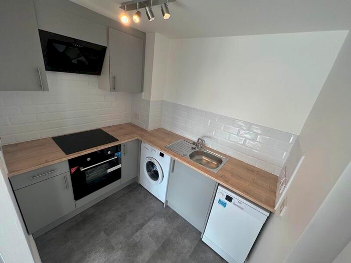 1 Bedroom Flat To Rent In London Road, Liverpool, L3