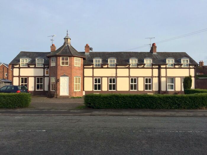 2 Bedroom Apartment To Rent In Roselands Court, Rossett, LL12