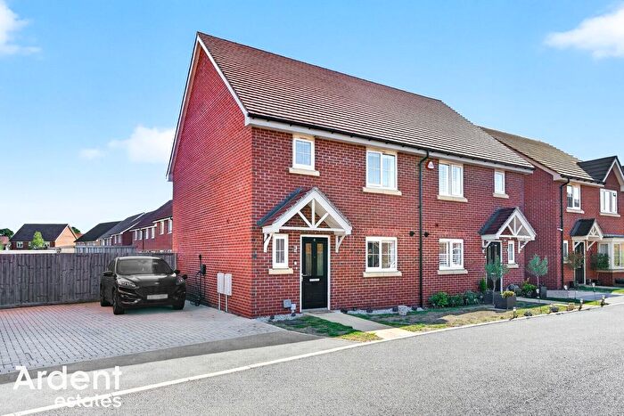 3 Bedroom Semi-Detached House For Sale In Saxton Street, Maldon, CM9
