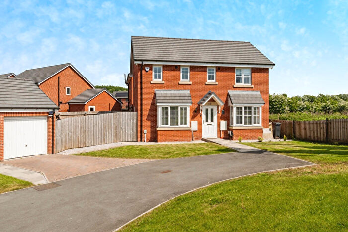3 Bedroom Detached House To Rent In Chequerbent Green, Westhoughton, BL5