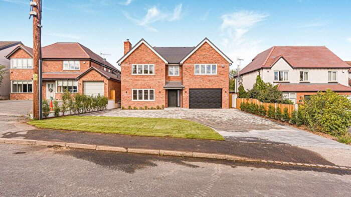 5 Bedroom Detached House For Sale In New Road, B47