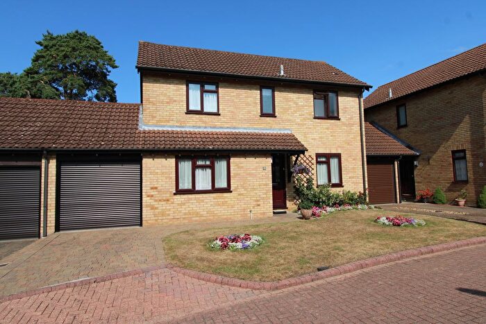 3 Bedroom Property For Sale In The Laurels, Banstead, SM7