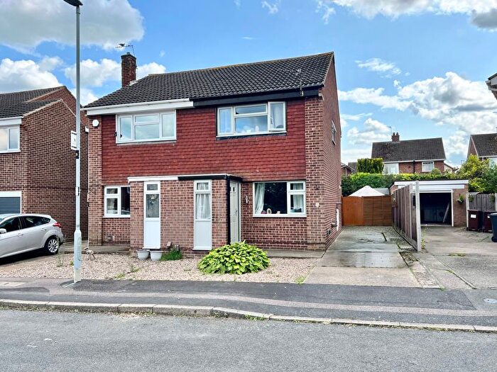 2 Bedroom Semi-detached House For Sale In Highfields Close, Shepshed, LE12