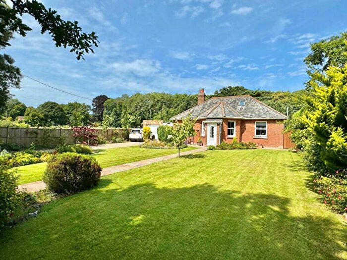 3 Bedroom Bungalow For Sale In Acrise, Folkestone, Kent, CT18