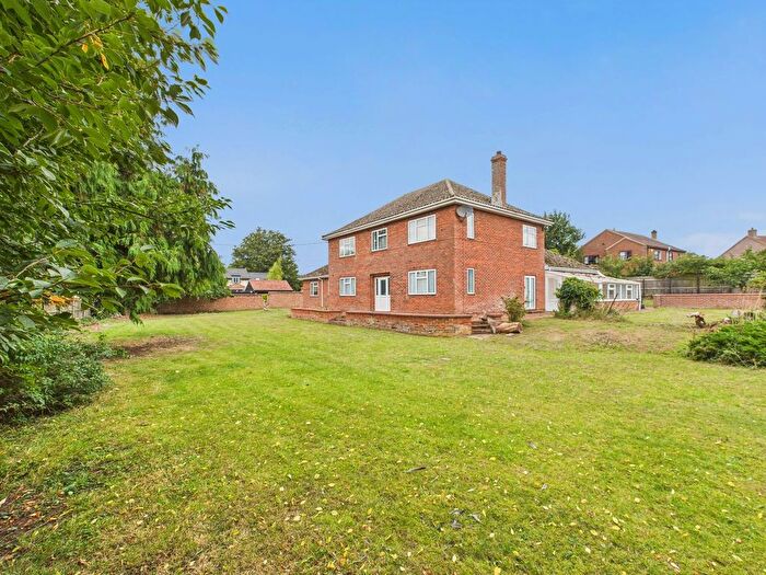 5 Bedroom Detached House For Sale In Furlong Road, Stoke Ferry, King's Lynn, PE33
