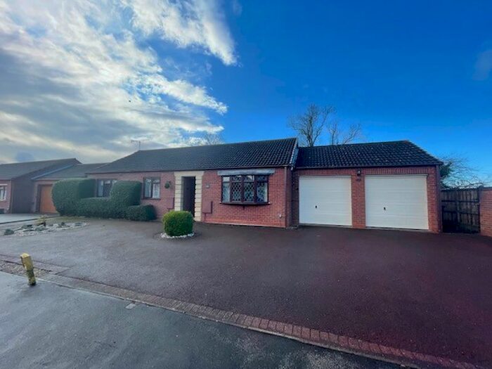 2 Bedroom Detached Bungalow To Rent In Leyland Road, Bulkington, Bedworth, CV12