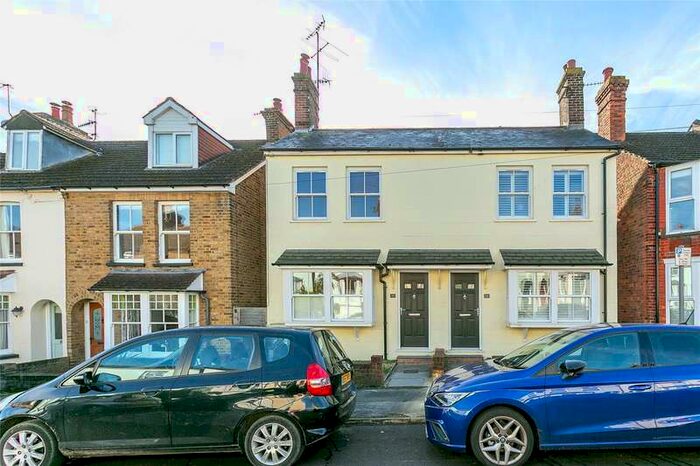 2 Bedroom Semi-Detached House To Rent In Horsecroft Road, Hemel Hempstead, HP1