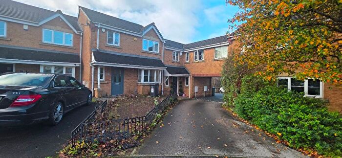 3 Bedroom Terraced House To Rent In Hansby Close, Oldham, OL1