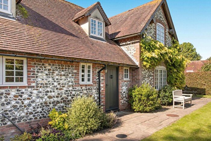 4 Bedroom House To Rent In Singleton, Chichester, PO18