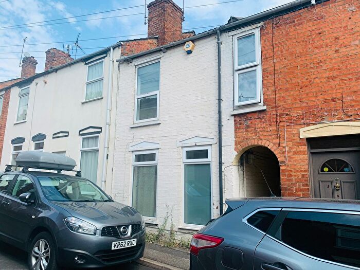 2 Bedroom Terraced House To Rent In St. Hugh Street, Lincoln, LN2