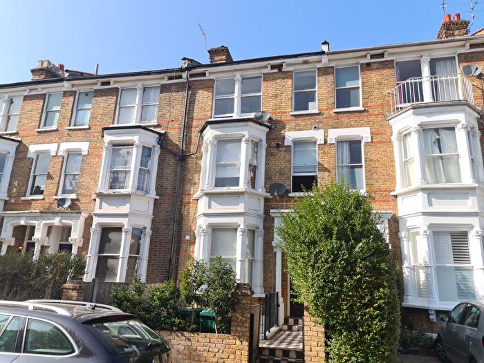 2 Bedroom Flat To Rent In Fairmead Road, Archway, N19