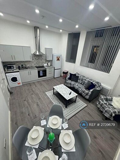 2 Bedroom Flat To Rent In St. Georges Road, Bolton, BL1