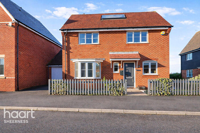 4 Bedroom Detached House For Sale In Buttercup Avenue, Minster, ME12